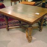 401 4025 DINING TABLE
